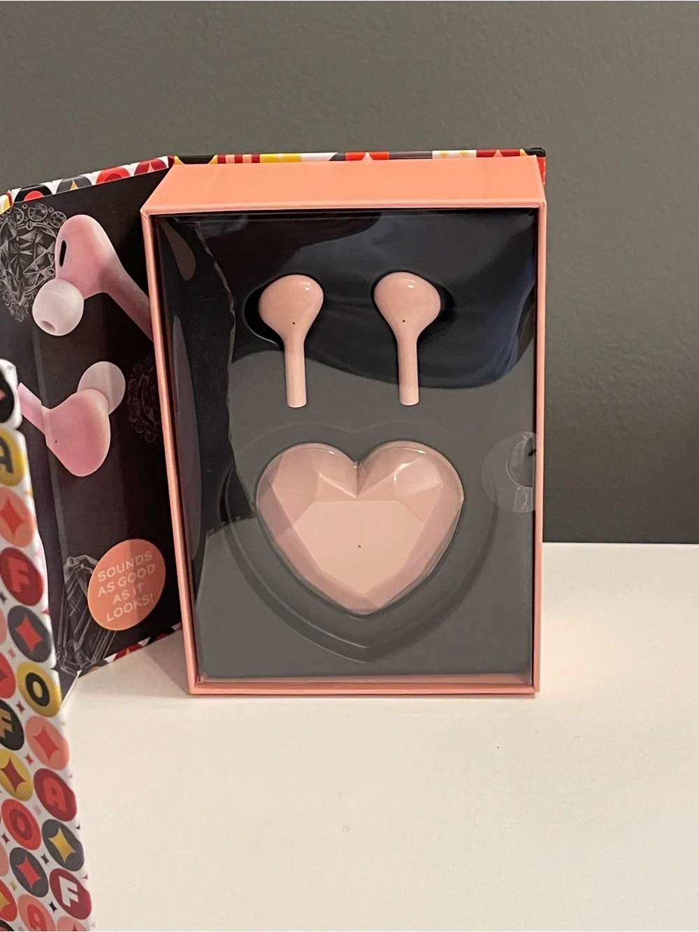 FAO Schwarz Pink Heart Wireless Earbuds with Charging Case